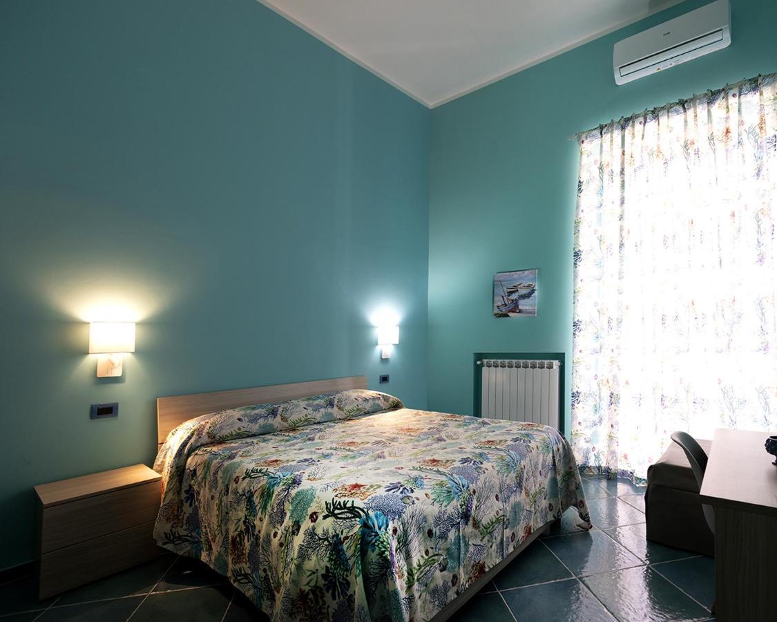 Casina Lambis Hotel Pozzuoli Kültér fotó
